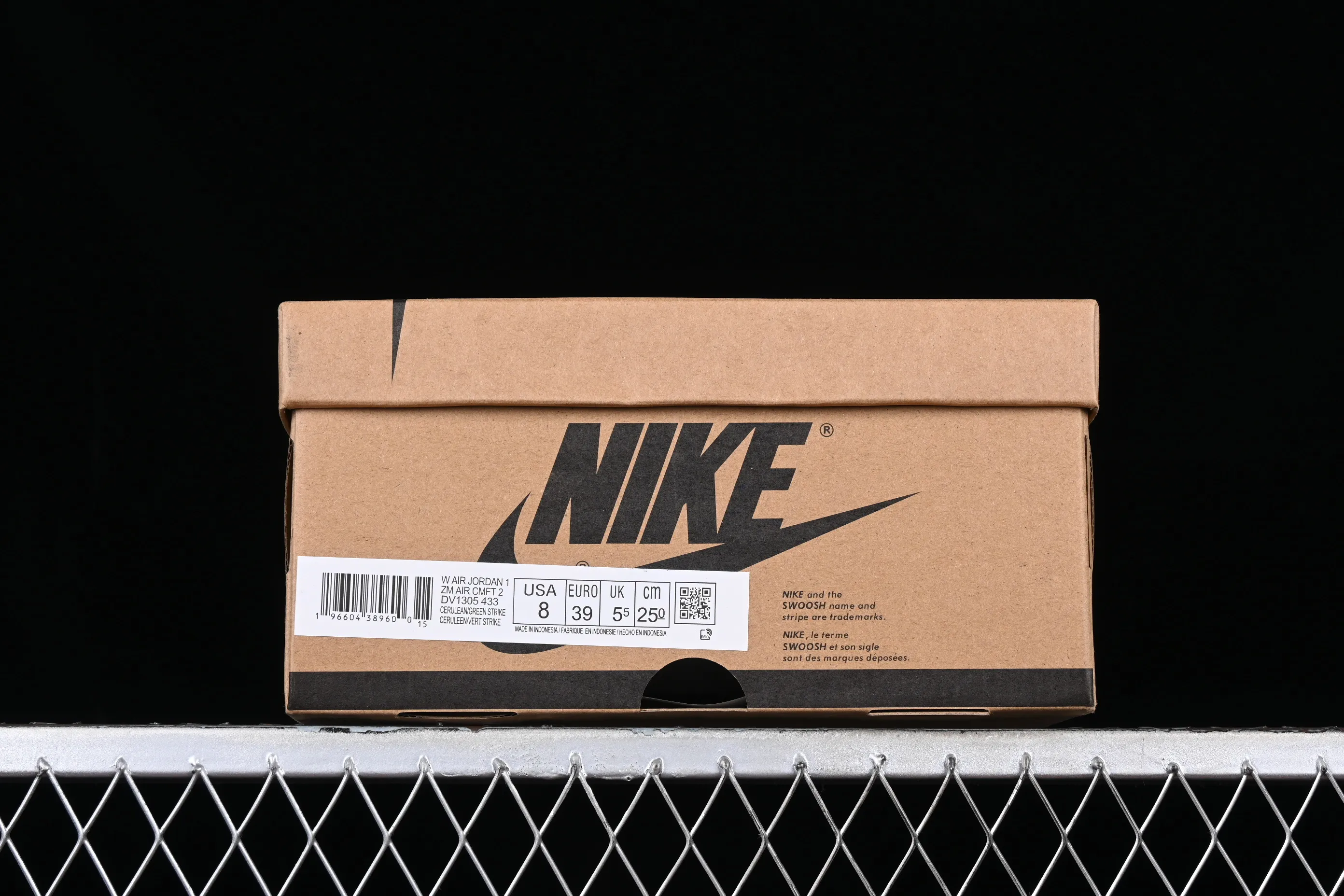 All categories Air Jordan Jordan series basketball shoes Air Jordan 1 High Air Jordan 1 Zoom CMFT AJ1 Joe 1 blue and green color matching DV1305-433